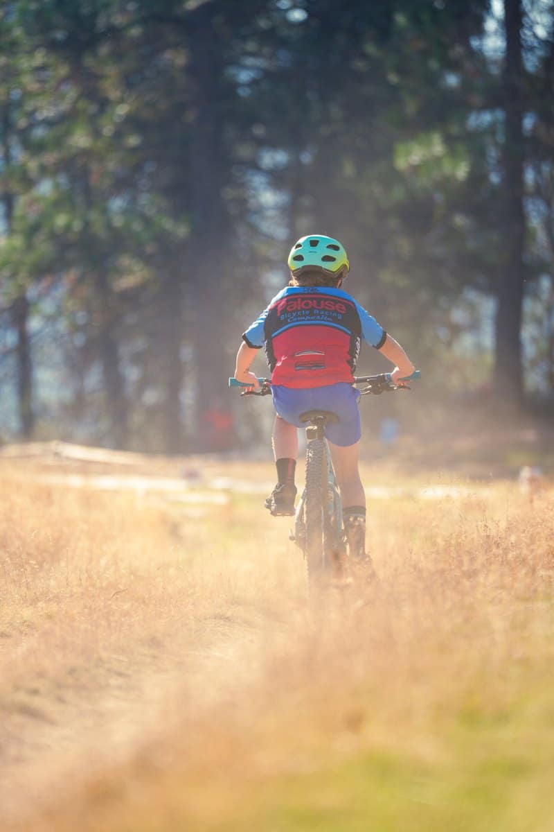 Rider heading into the dust at the Flying Horseshoe Fall Finale, 2026
